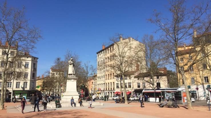Apartmán Le Jardin Croix Roussien Lyon Exteriér fotografie